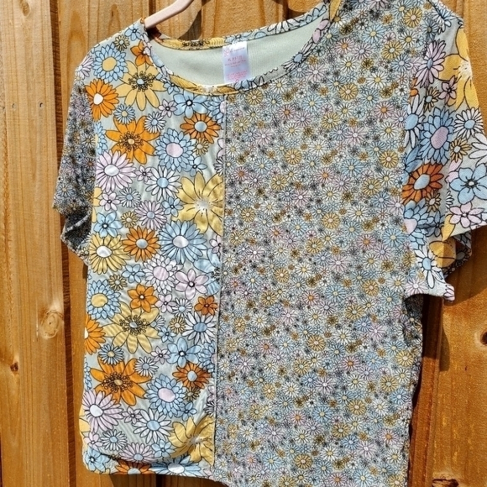 No Boundaries Floral Lined Silky Blouse Croptop Top XL (15-17) NWOT - Picture 4 of 8